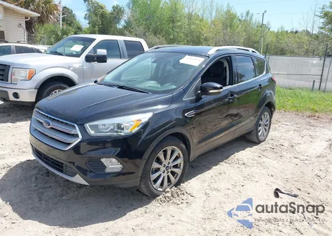 2018 Ford Escape Titanium из США, поврежденный, VIN 1FMCU0J98JUA06696